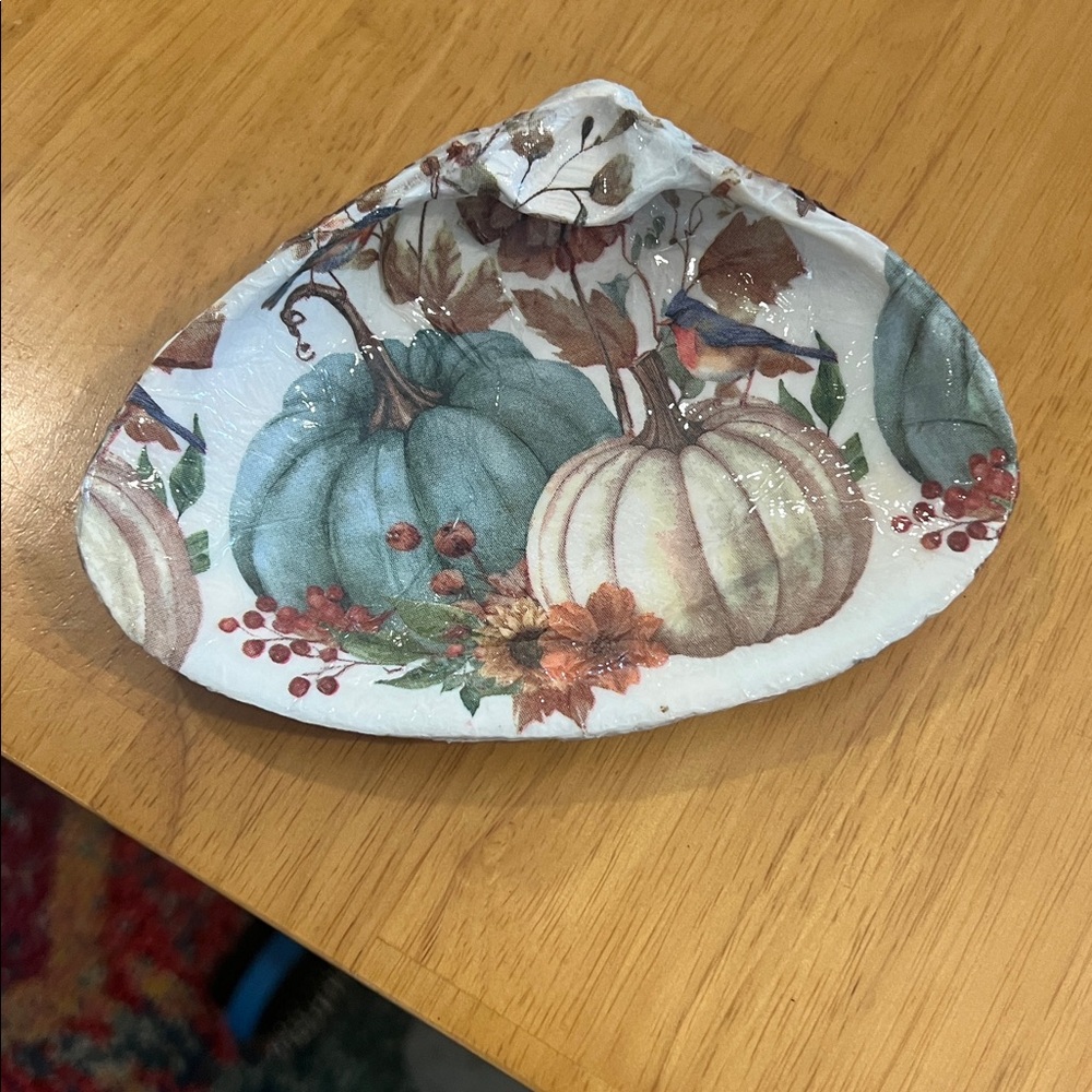 Hand Crafted Pumpkins Sea Shell Ring Trinket Dish